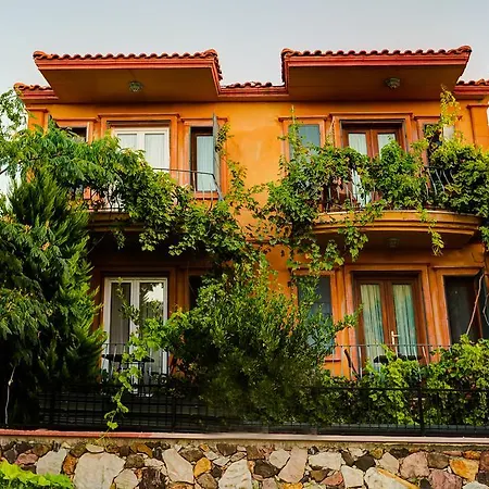Hotell Cunda Battalos Kucuk