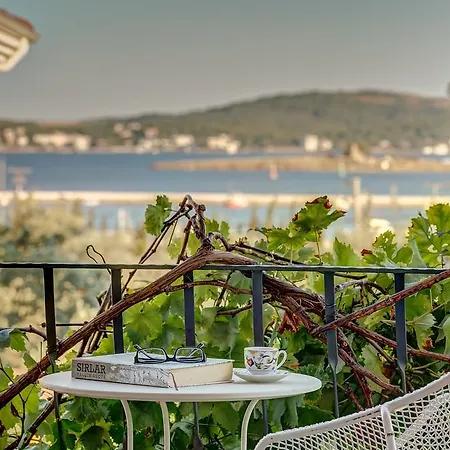 Hotell Cunda Battalos Kucuk