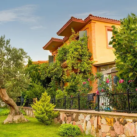 Cunda Battalos Kucuk Hotell Ayvalı