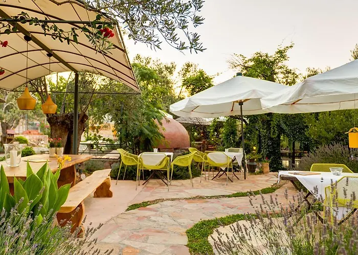 Hotell Cunda Battalos Kucuk 2*