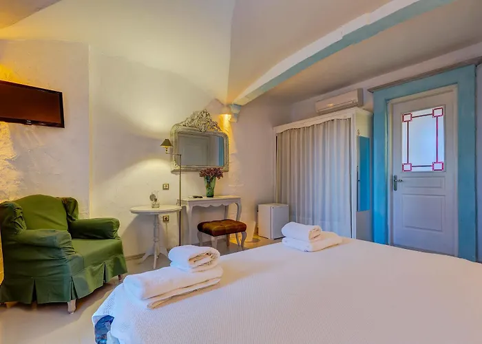 Hotell Cunda Battalos Kucuk 2*