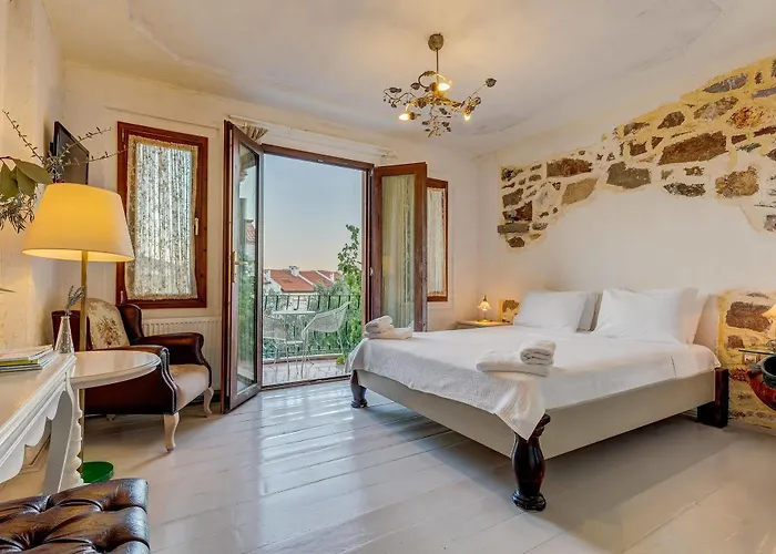 Cunda Battalos Kucuk 2*